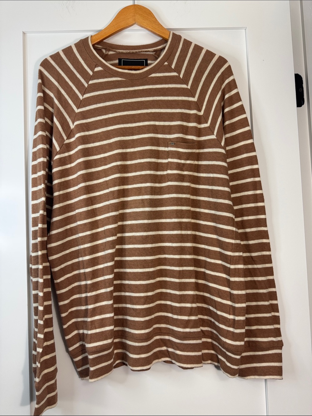 Obey Striped Brown & White Crewneck Top 100% cotton sz Large